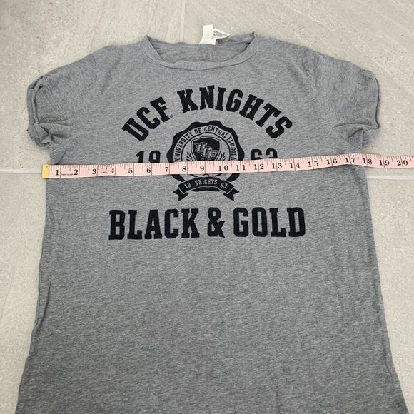 Womens Gray UCF University Of Central Florida Black Knights T Shirt Size S - Picture 4 of 4